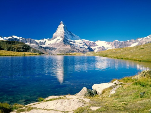 MatterhornStelliseeValaisSwitzerland.jpg